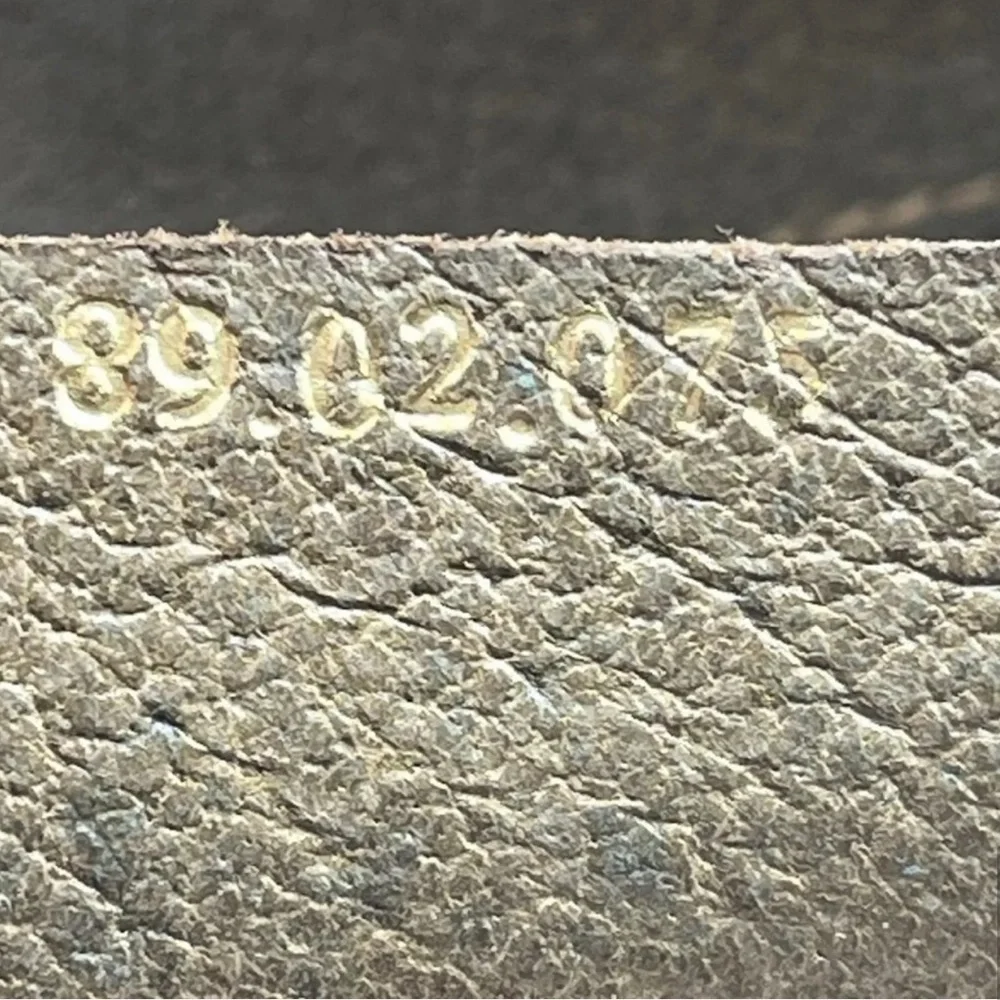 Gucci Brown Monogram Clutch Bag-vintage with wear - Picture 6 of 10